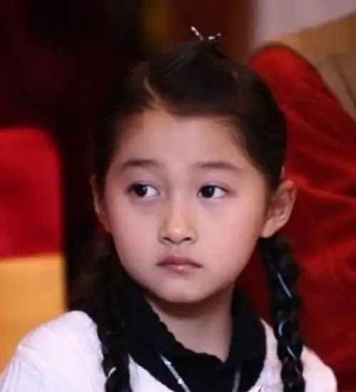 关晓彤·艺术世家