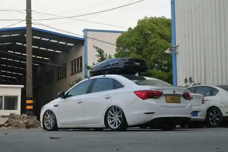 别有风韵 新别克英朗改装accuair气动避震低趴姿态