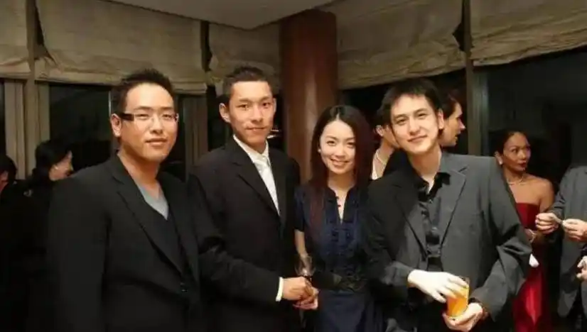 素材来源:[1]里风.汤珈铖:魅力与能力的完美结合