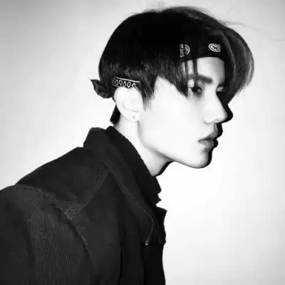 精选优质男生高清头像图片帅气男生真人气质微信图片大全