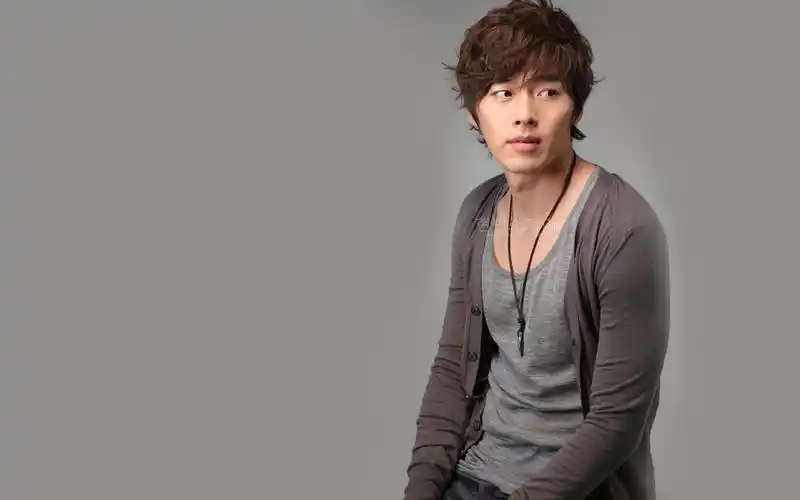 帅气玄彬电脑壁纸_韩国魅力帅哥玄彬