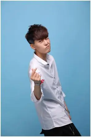 女版陈冠希加入完美假期粉丝哭着要换老公