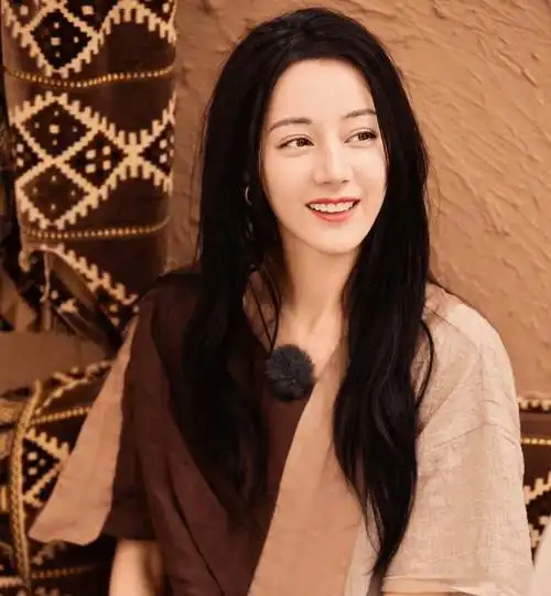 《花少》播出一片和谐,迪丽热巴却因细节被骂,被指:没有分寸感