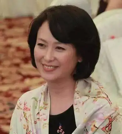 我们来介绍几位不但长得很美而且演技也很好的内地五零,六零后女演员