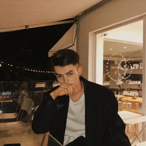 超清真人男生头像1080p - 动漫头像 1080p - 实验室设备网