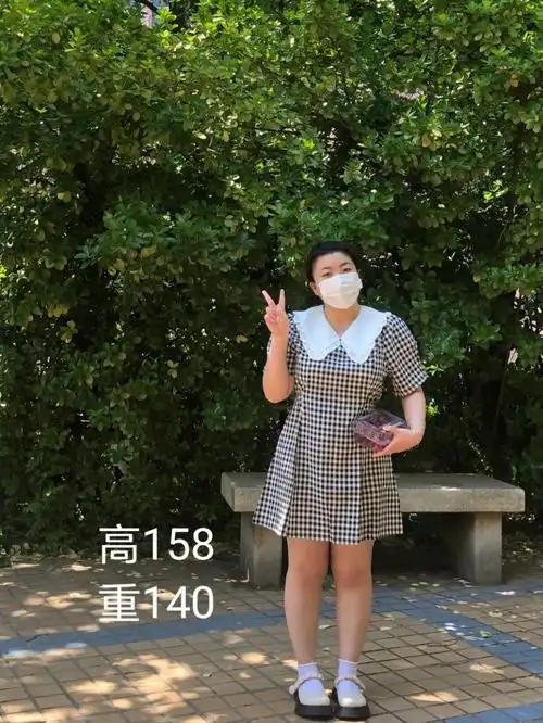 140斤微胖穿搭这裙子谁穿谁是甜妹