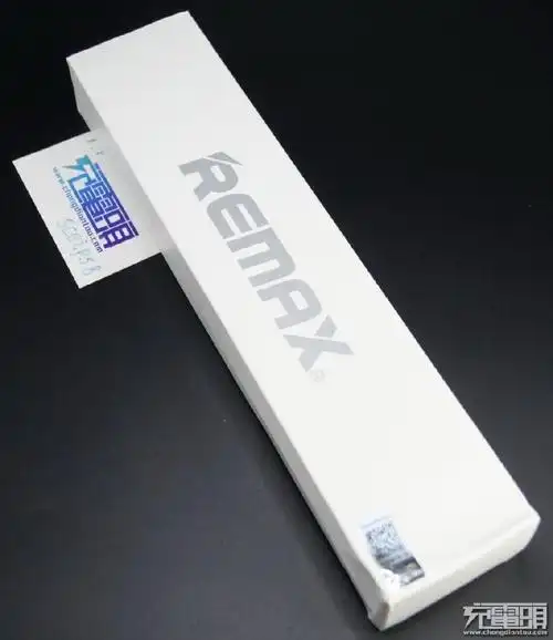 remax三插口4usb充电插排青春版拆解