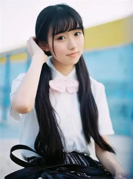 二次元双马尾发型打造次元美少女