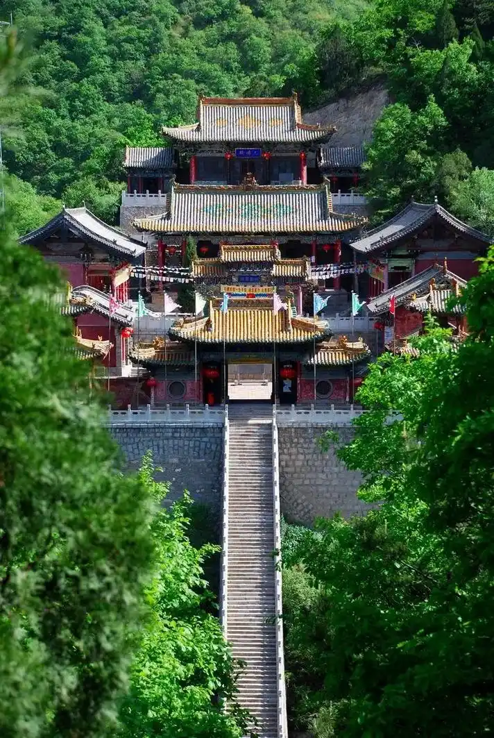 山西长治 · 法显故里仙堂山