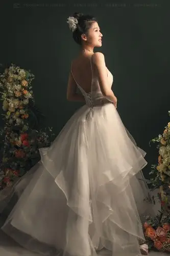 婚纱写真单人照