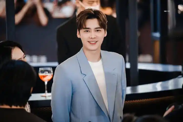 89李易峰南宁万象城