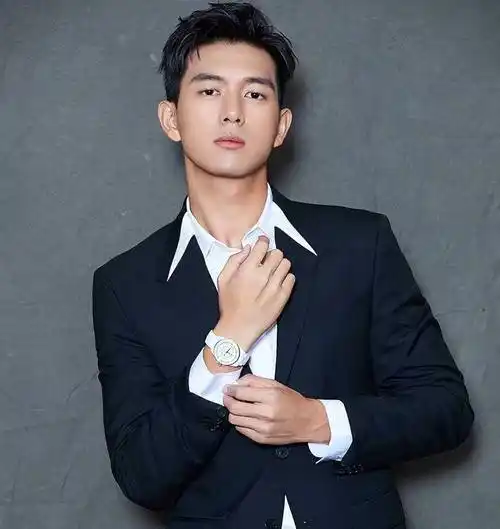 最帅的12位中国年轻男演员