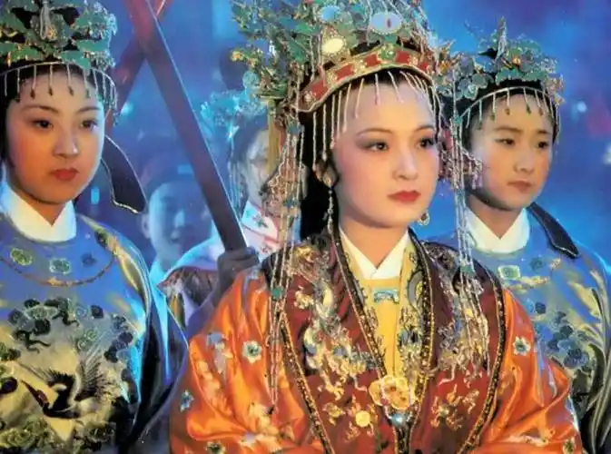 《红楼梦》:贾元春回娘家,所点的四出戏有何玄机?_贾府_太上皇_政治