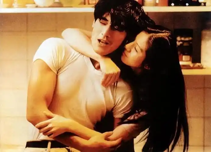 杨采妮:颜值巅峰时金城武因她吃醋,最后嫁给青梅竹马的初恋_腾讯新闻