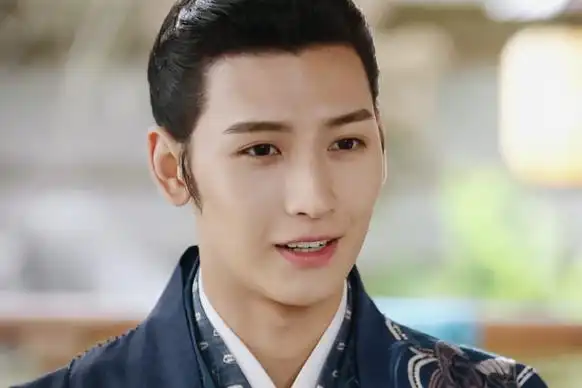 花好月又圆梅世青为什么装瞎 梅世青的母亲被谁害死的-风君歌曲歌词