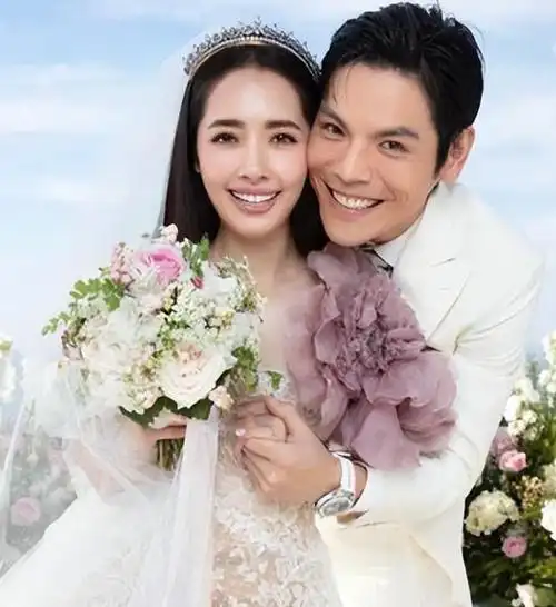 甜蜜|模特|娱乐圈|郭碧婷_网易订阅