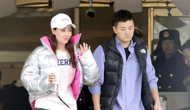 贾玲曝张小斐相当敬业,为了角色增肥10斤,效果不好又迅速瘦身