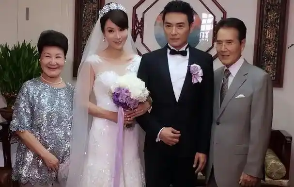 省油的灯|马蓉|李小璐|贾乃亮|王宝强|马雅舒|吴奇隆|焦恩俊_网易订阅