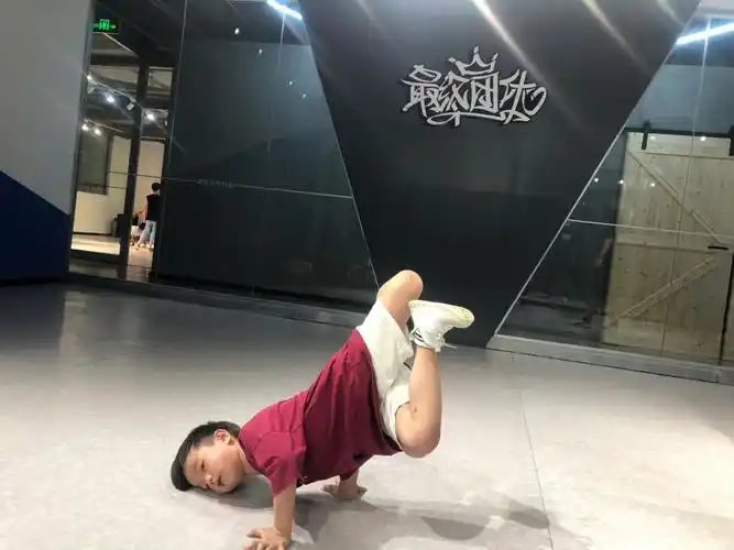 坚持住你也可以做超酷的freeze