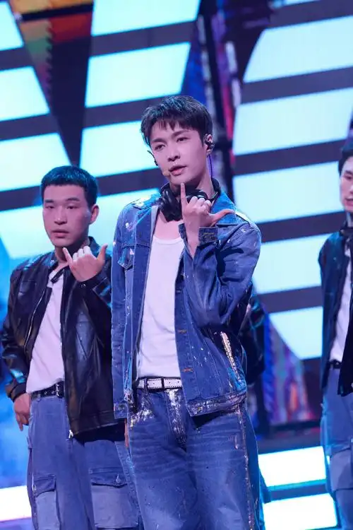 张艺兴说和exo一直有联系