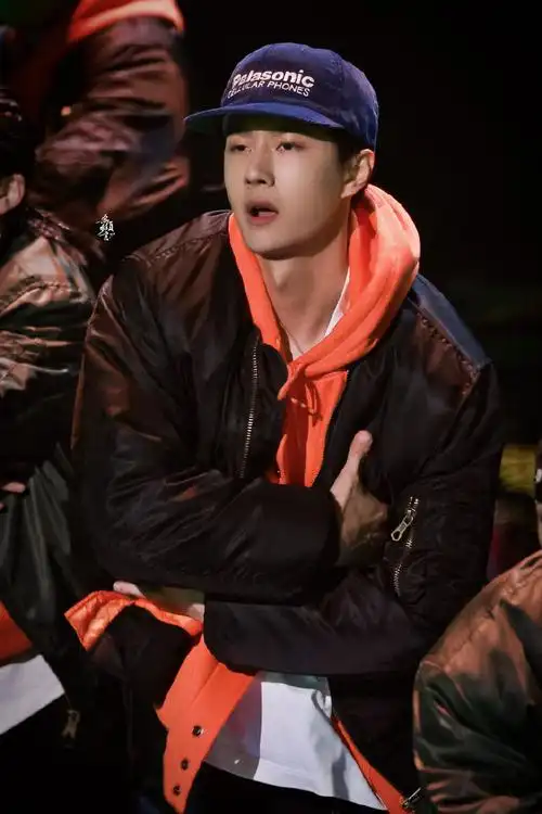 王一博超话尖叫了@uniq-王一博#王一博这就是街舞