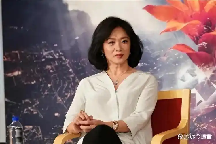 金星被问:做完变性手术后,和女人一起洗澡,会不会动心?