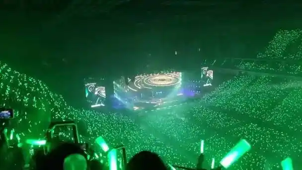 绿海好漂亮啊 口号应援图你可以偷走,但你偷不走王源的人气#王源演唱