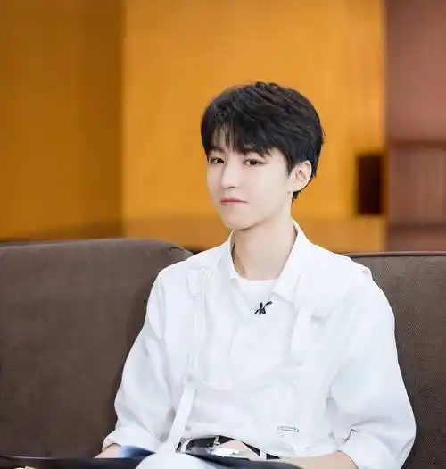 tfboys名存实亡,三小只单飞五年后,差距太大令人唏嘘_王源_王俊凯