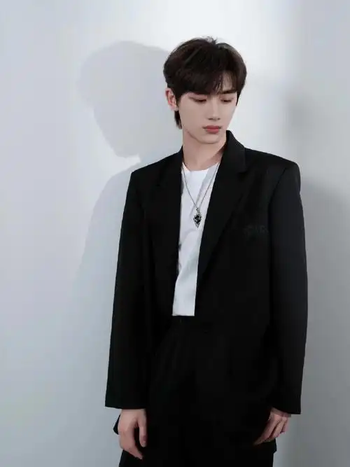 sohufashion·星鲜事#丁程鑫最新私服分享!