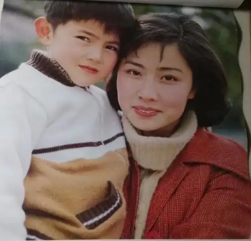 她曾与刘晓庆齐名 嫁"武松"生娃后被抛弃 后嫁杜志国又离婚_赵娜