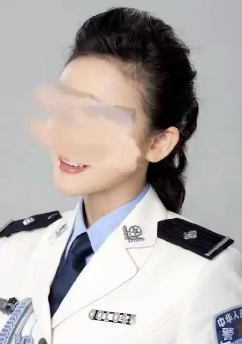 广东警花王菲:肉身开道拿下公安副厅长,为权利成高官的公共情妇_生活