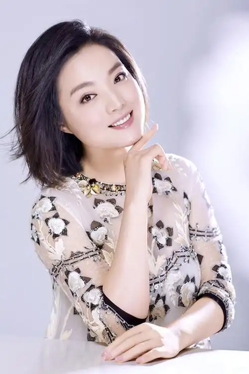 白雪年轻的时候_白雪仙年轻图片_女演员白雪年轻图片