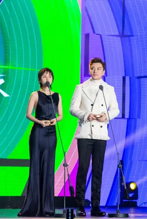 胡歌陈伟霆赵又廷 明星分手后与旧爱再同台亮点多