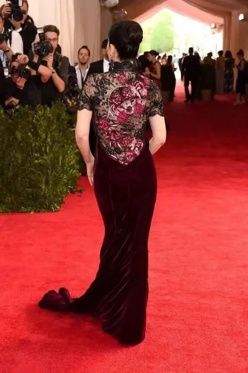 57岁巩俐让世界见证东方之美!