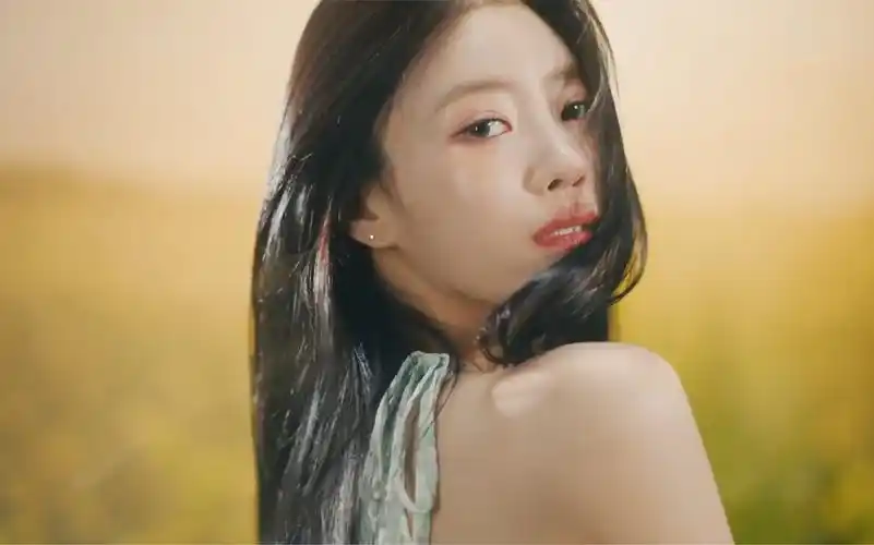 4k 李美珠出道曲 movie star mv 预告公开 横版