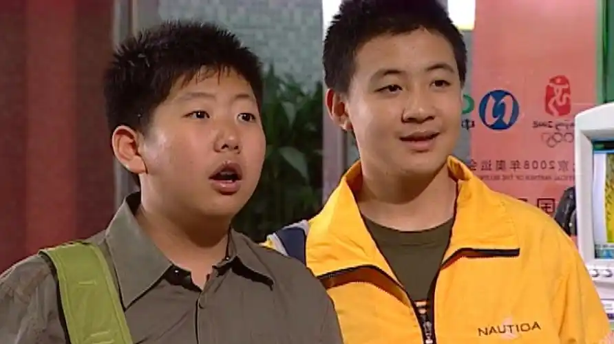 01:03  来源:好看视频-家有儿女:鼠标打完针太疼,以至于把黑板上的