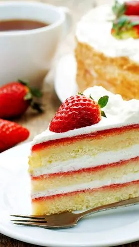 简约式草莓小蛋糕