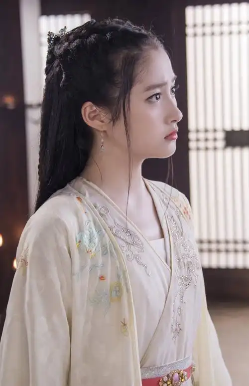 关晓彤汉之云剧照