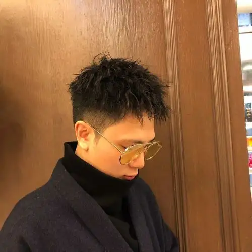 男生锡纸烫发型