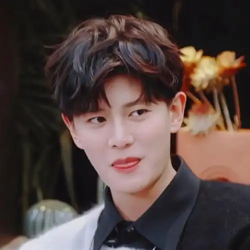 谢谢国超哥哥总把甜美的笑容带给我们06#任嘉伦