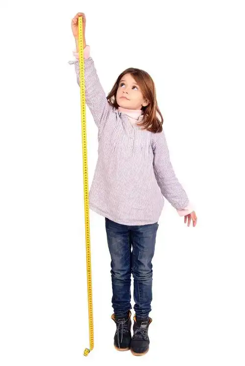 身高,小女孩用卷尺