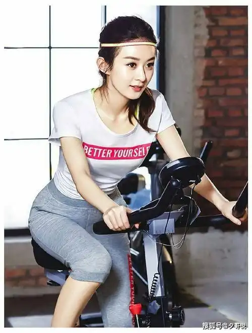 明星高收入的背后是什么?不自律的人也红不久