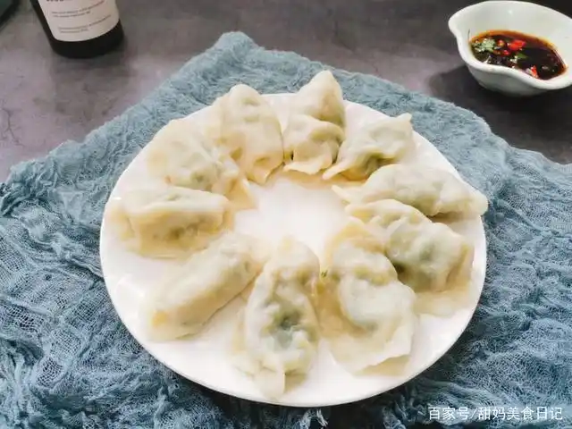 韭菜大肉馅饺子
