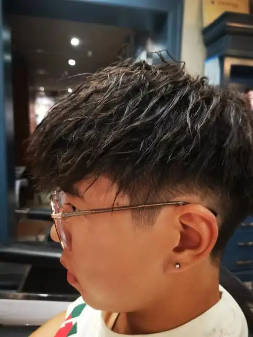 韩式碎盖锡纸烫