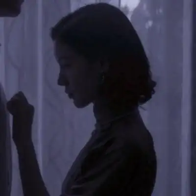 高清一左一右有意境文艺范情侣头像图片