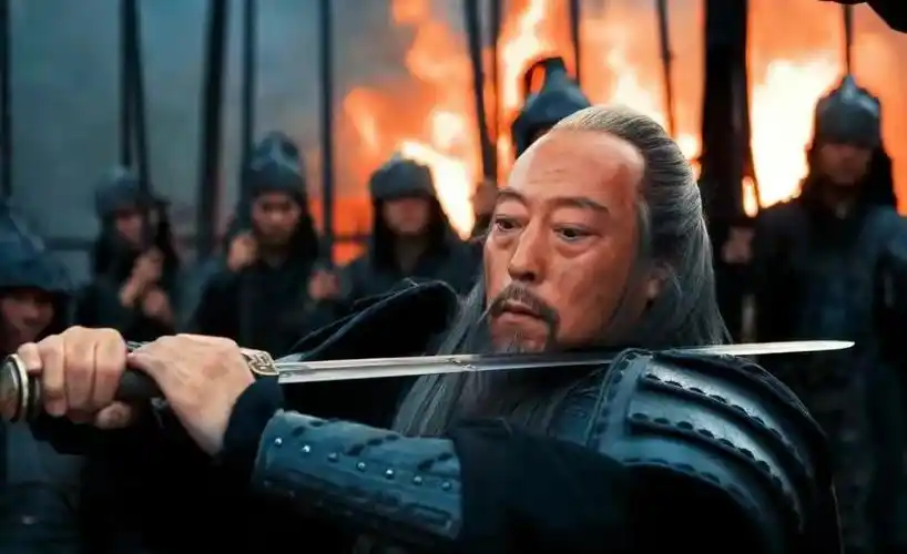 也正是因为这个剑走偏锋的想法,导致他饰演的司马懿争议很大,有人吐槽