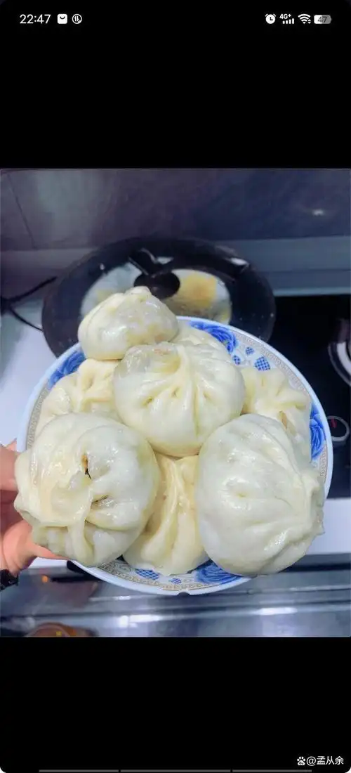 素包子,花费不多,费事不大,简单易学,收藏起来自己做吧!