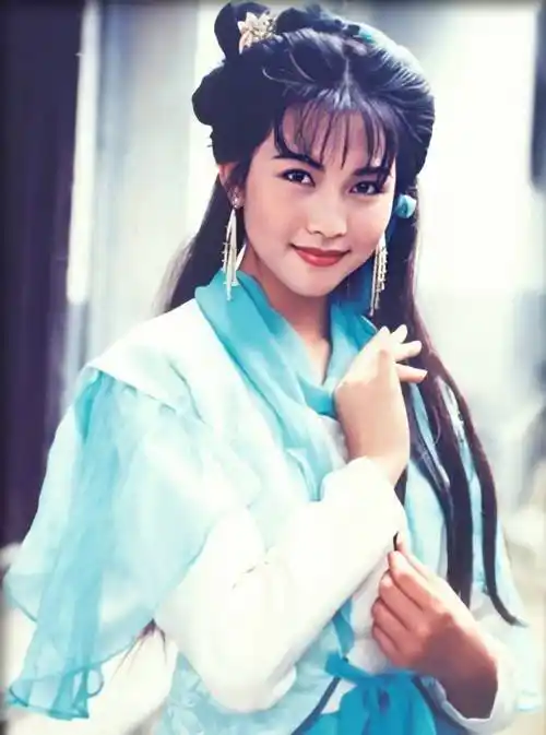 演员蔡少芬经典照片合集
