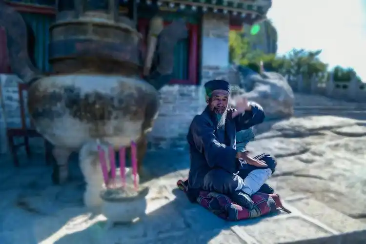 道士坐禅修炼
