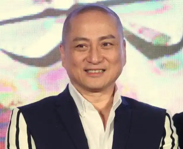 汤镇业:我同情他还来不及,怎么可能会羡慕他!